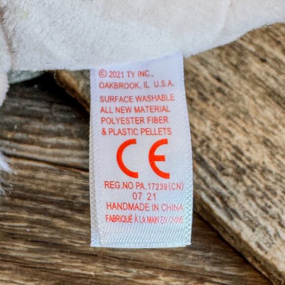 Pair of 2021 TY Beanie Boo Dogs, Chewey the Chihuahua & Rainbow the Poodle, 6" - Picture 6 of 11